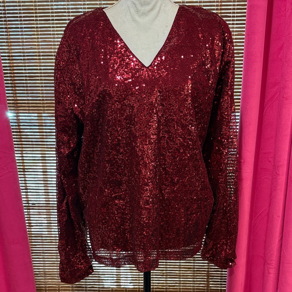 Women’s XL - Sequin V-Neck Red  Top